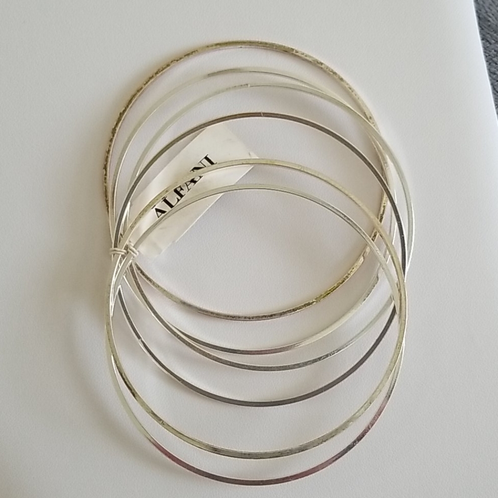 Silver Tone Bangle Set - Picture 6 of 6